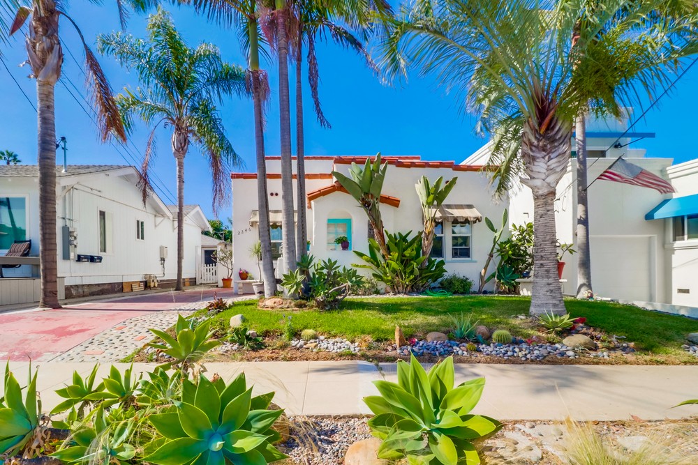 Virtual tour photo 3 of 60 for 2246 Bolinas St
