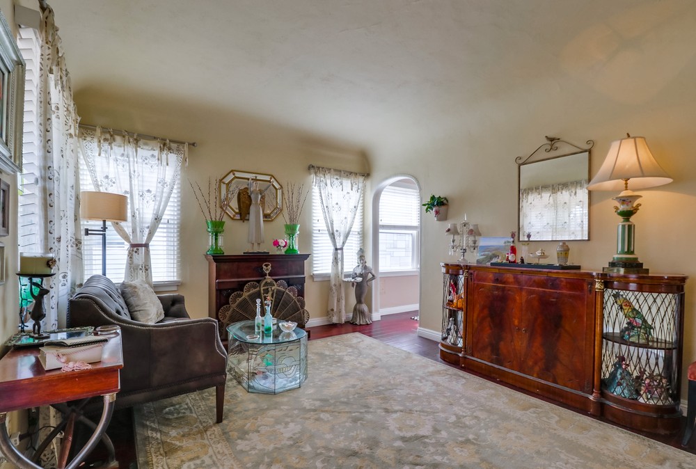 Virtual tour photo 9 of 60 for 2246 Bolinas St