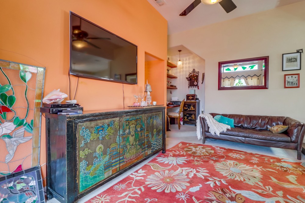 Virtual tour photo 15 of 60 for 2246 Bolinas St