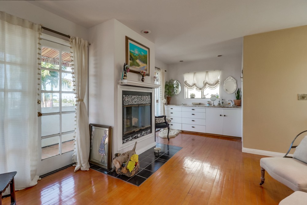 Virtual tour photo 27 of 60 for 2246 Bolinas St