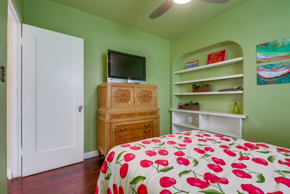 Virtual tour photo 41 of 60 for 2246 Bolinas St
