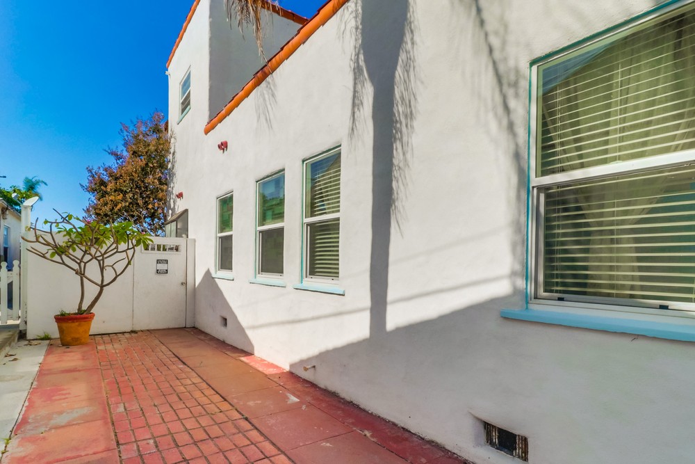 Virtual tour photo 61 of 60 for 2246 Bolinas St