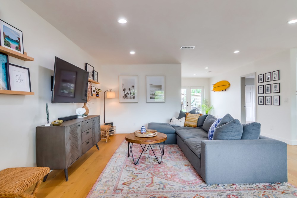 Virtual tour photo 9 of 64 for 2246 Seaside St