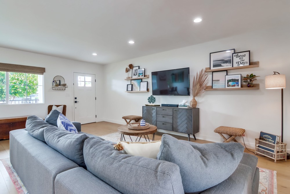 Virtual tour photo 14 of 64 for 2246 Seaside St