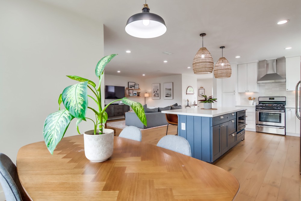 Virtual tour photo 17 of 64 for 2246 Seaside St