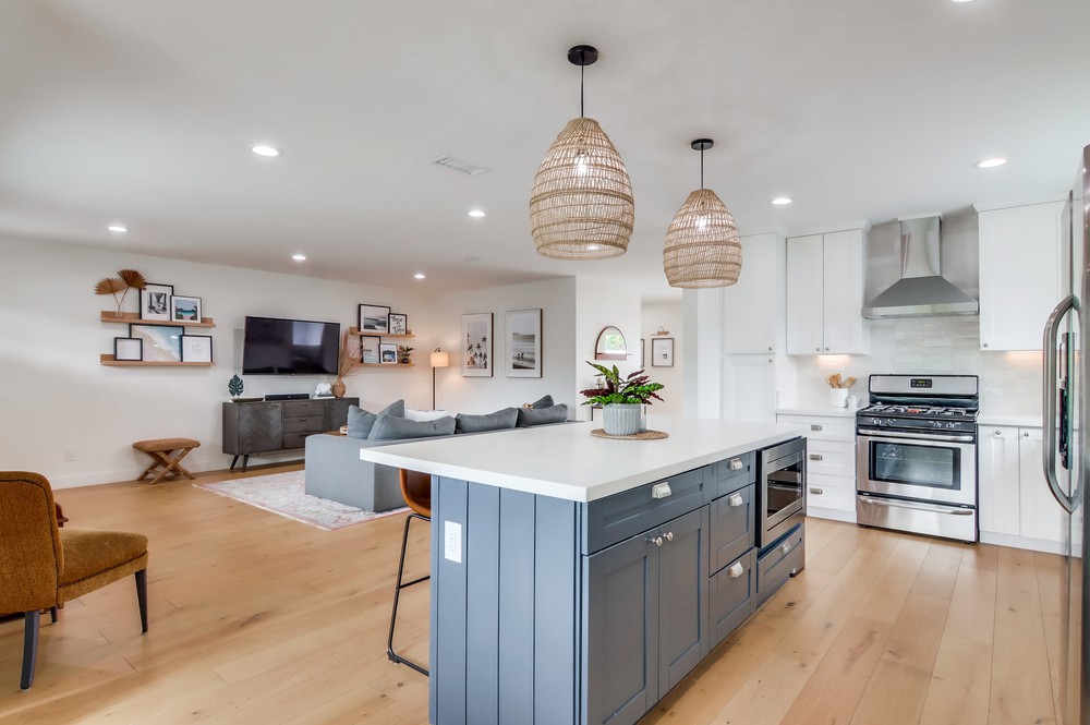 Virtual tour photo 19 of 64 for 2246 Seaside St