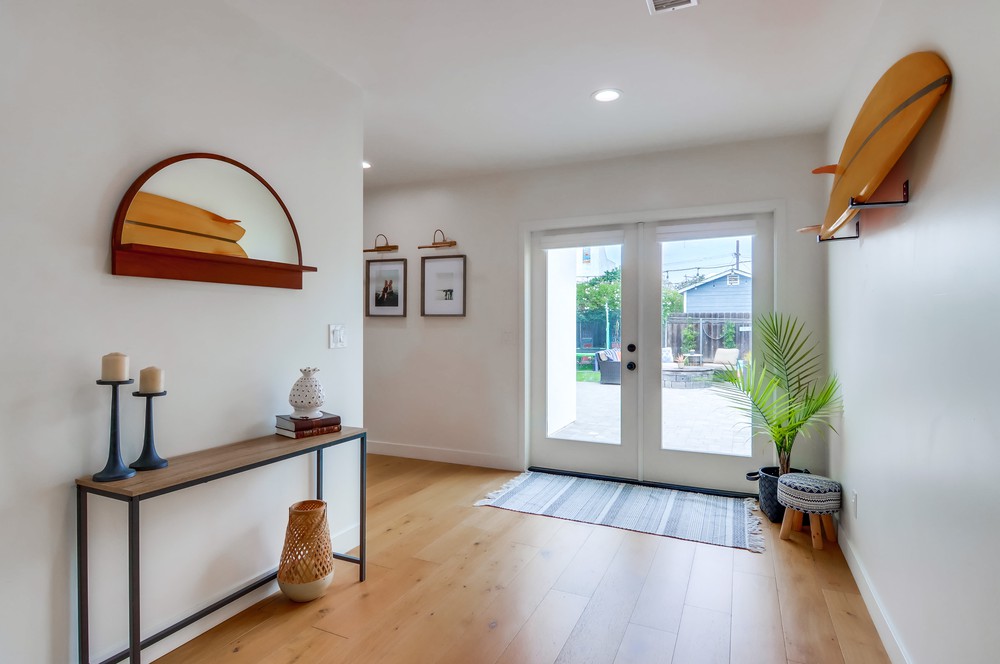 Virtual tour photo 31 of 64 for 2246 Seaside St