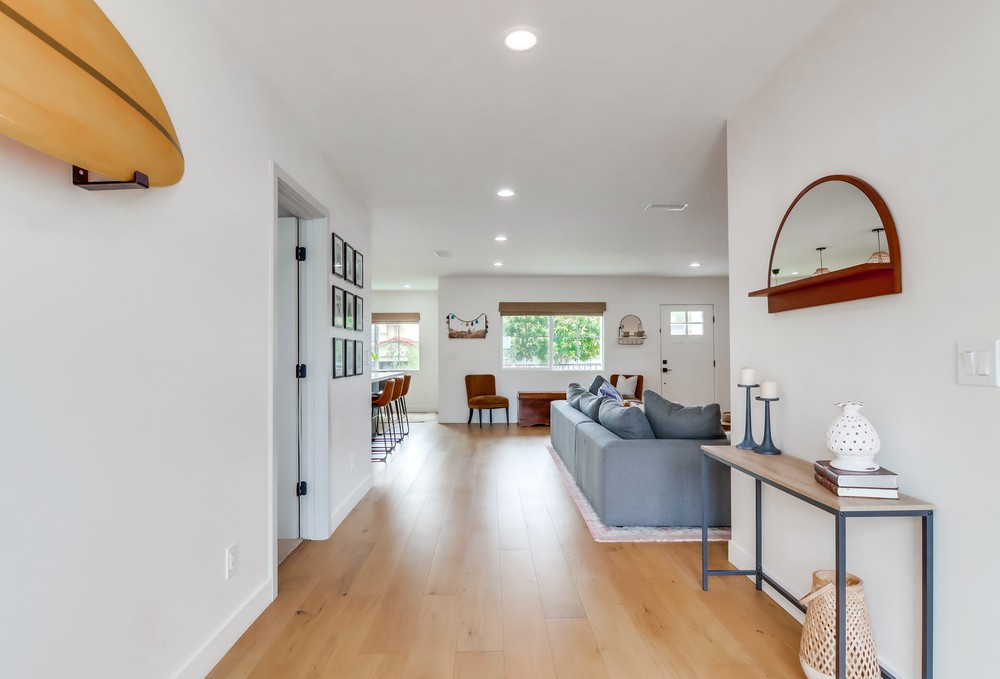 Virtual tour photo 33 of 64 for 2246 Seaside St