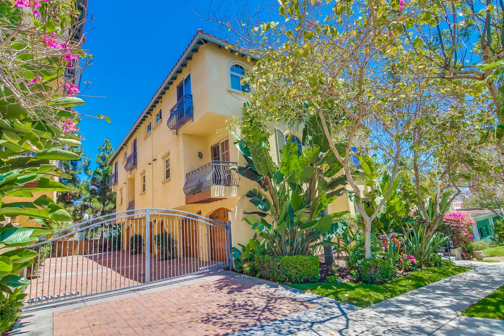 Virtual tour photo 5 of 60 for 2247 Third Ave