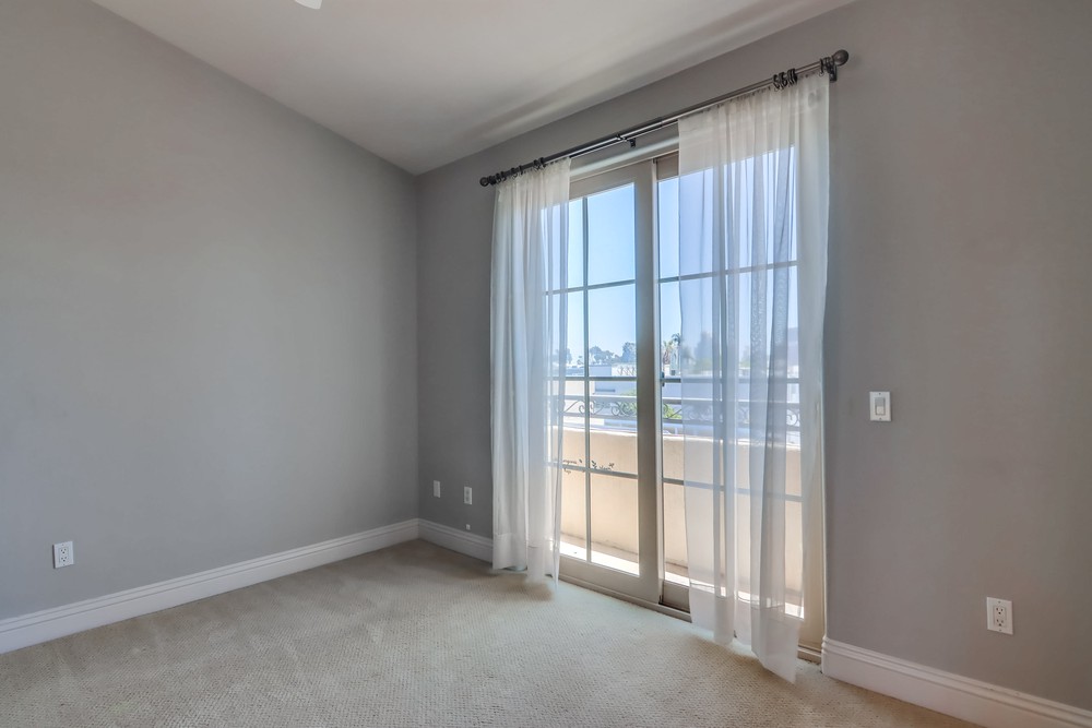 Virtual tour photo 47 of 60 for 2247 Third Ave