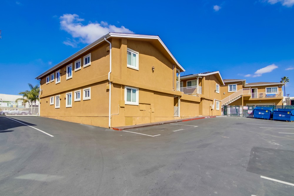 Virtual tour photo 11 of 37 for 2249 Ulric St