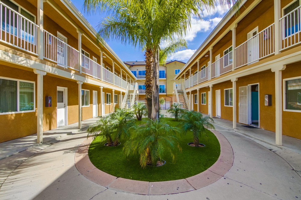 Virtual tour photo 16 of 37 for 2249 Ulric St