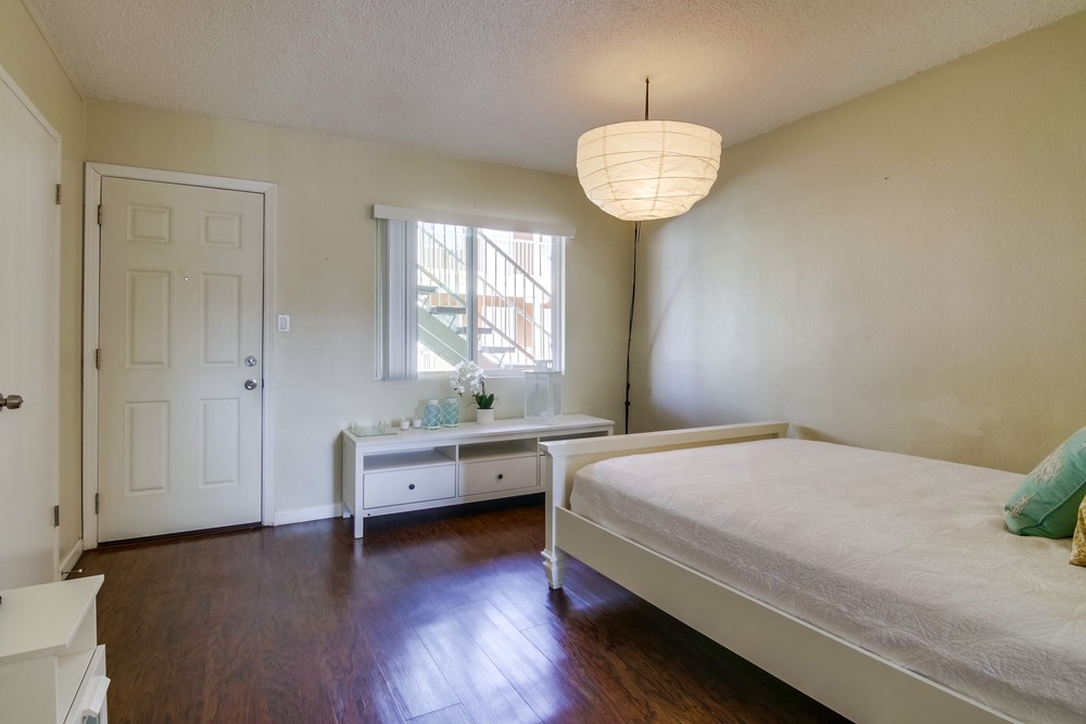 Virtual tour photo 27 of 37 for 2249 Ulric St