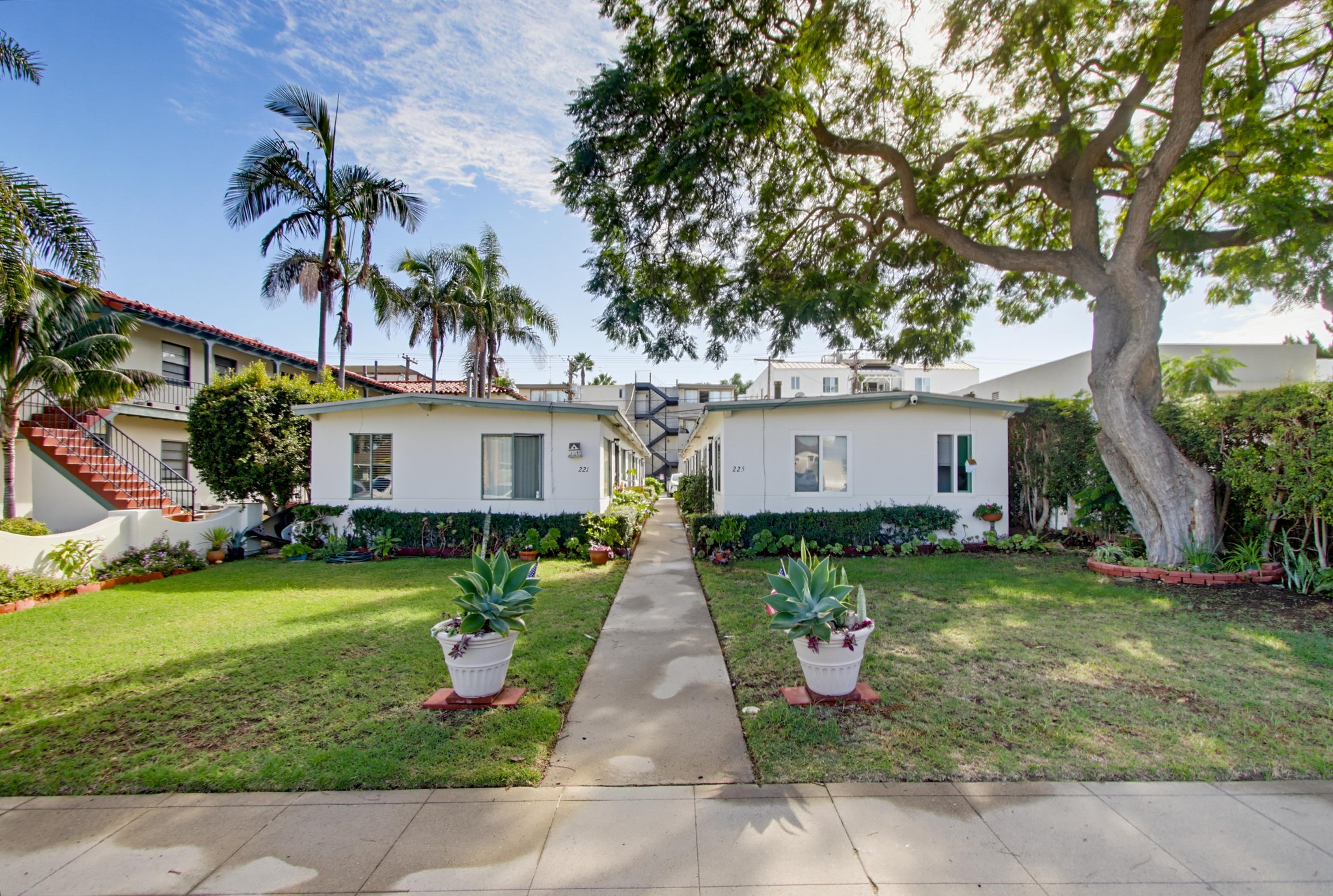 Virtual tour photo 1 of 30 for 225 D Ave
