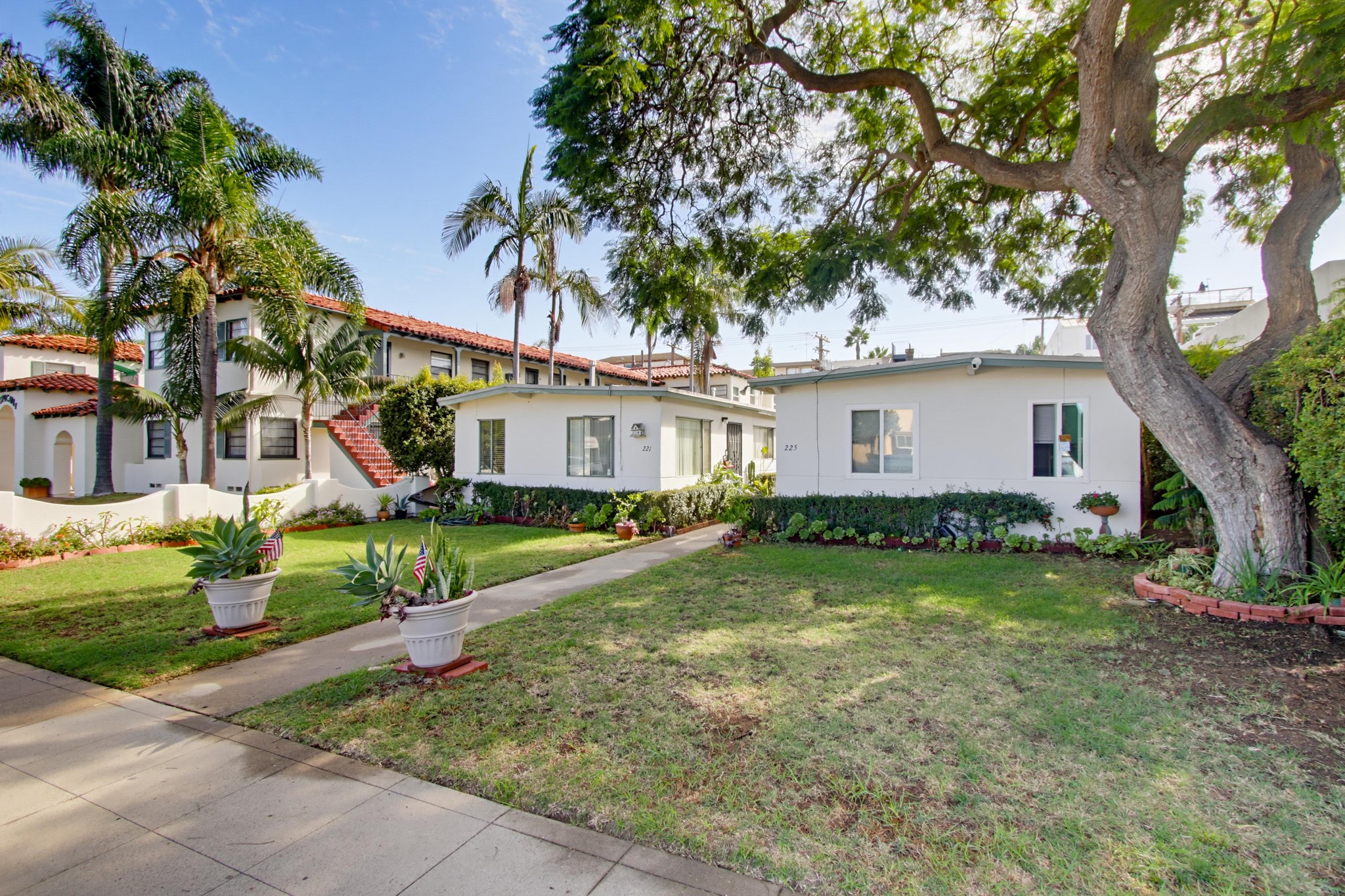 Virtual tour photo 3 of 30 for 225 D Ave