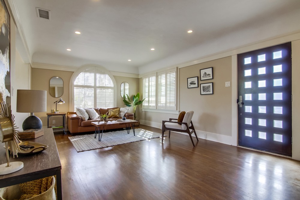 Virtual tour photo 10 of 55 for 2252 Cliff St