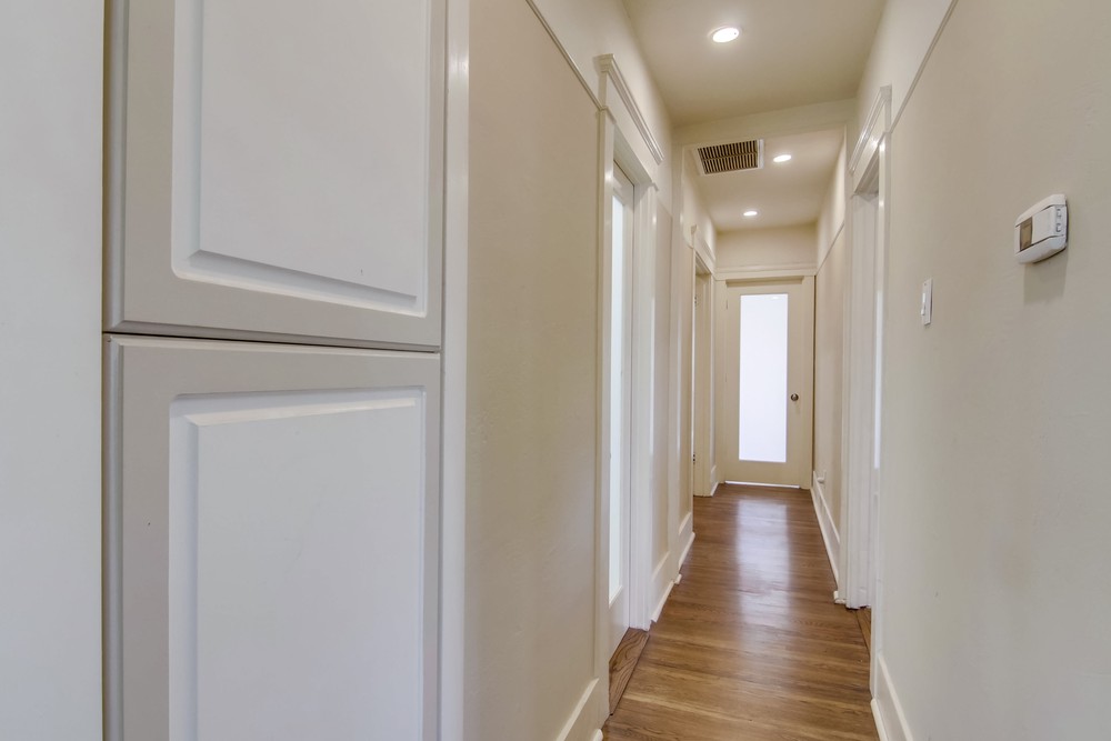 Virtual tour photo 29 of 55 for 2252 Cliff St