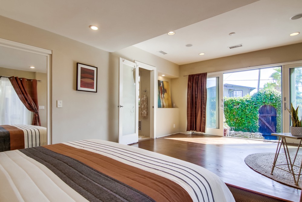Virtual tour photo 32 of 55 for 2252 Cliff St