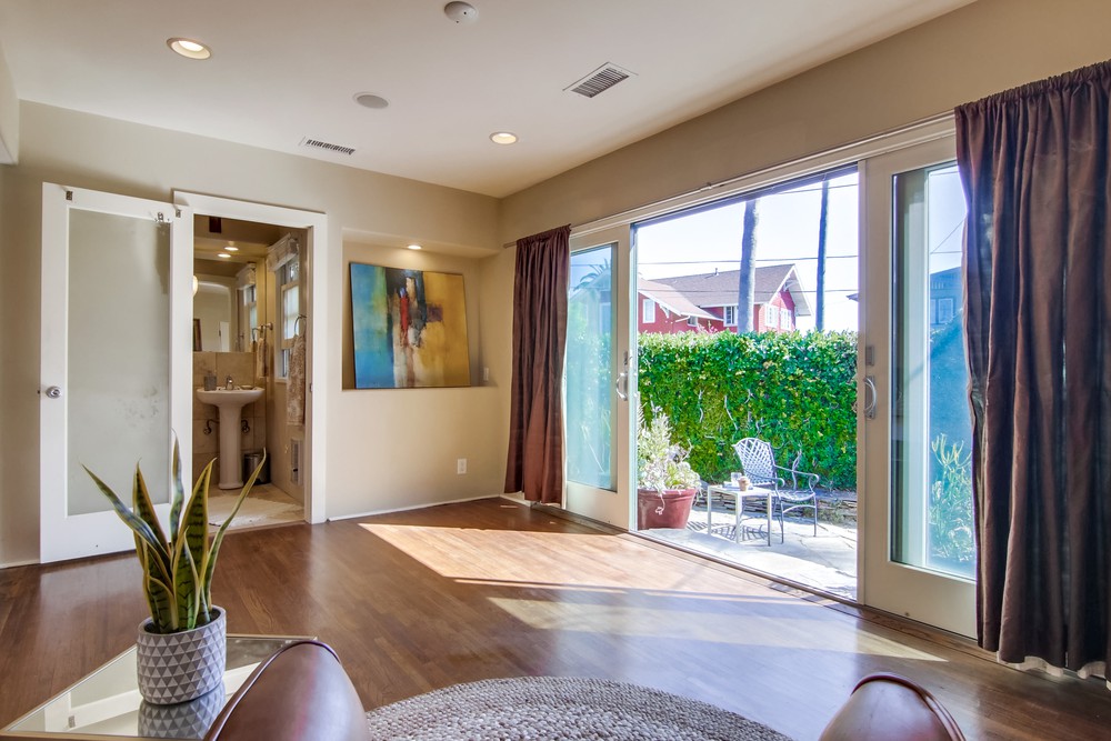 Virtual tour photo 36 of 55 for 2252 Cliff St