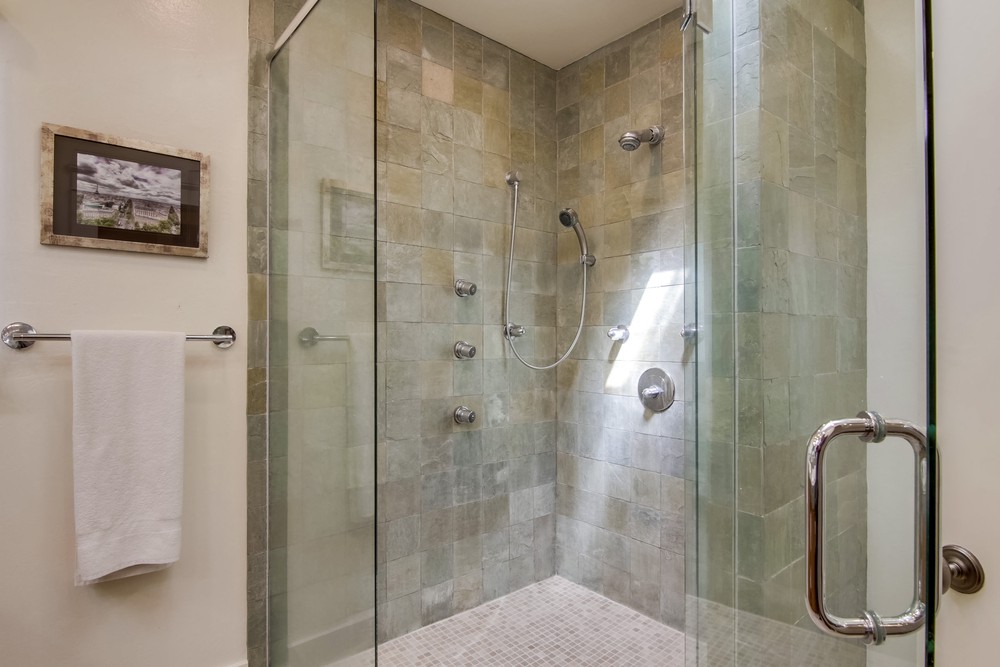Virtual tour photo 45 of 55 for 2252 Cliff St