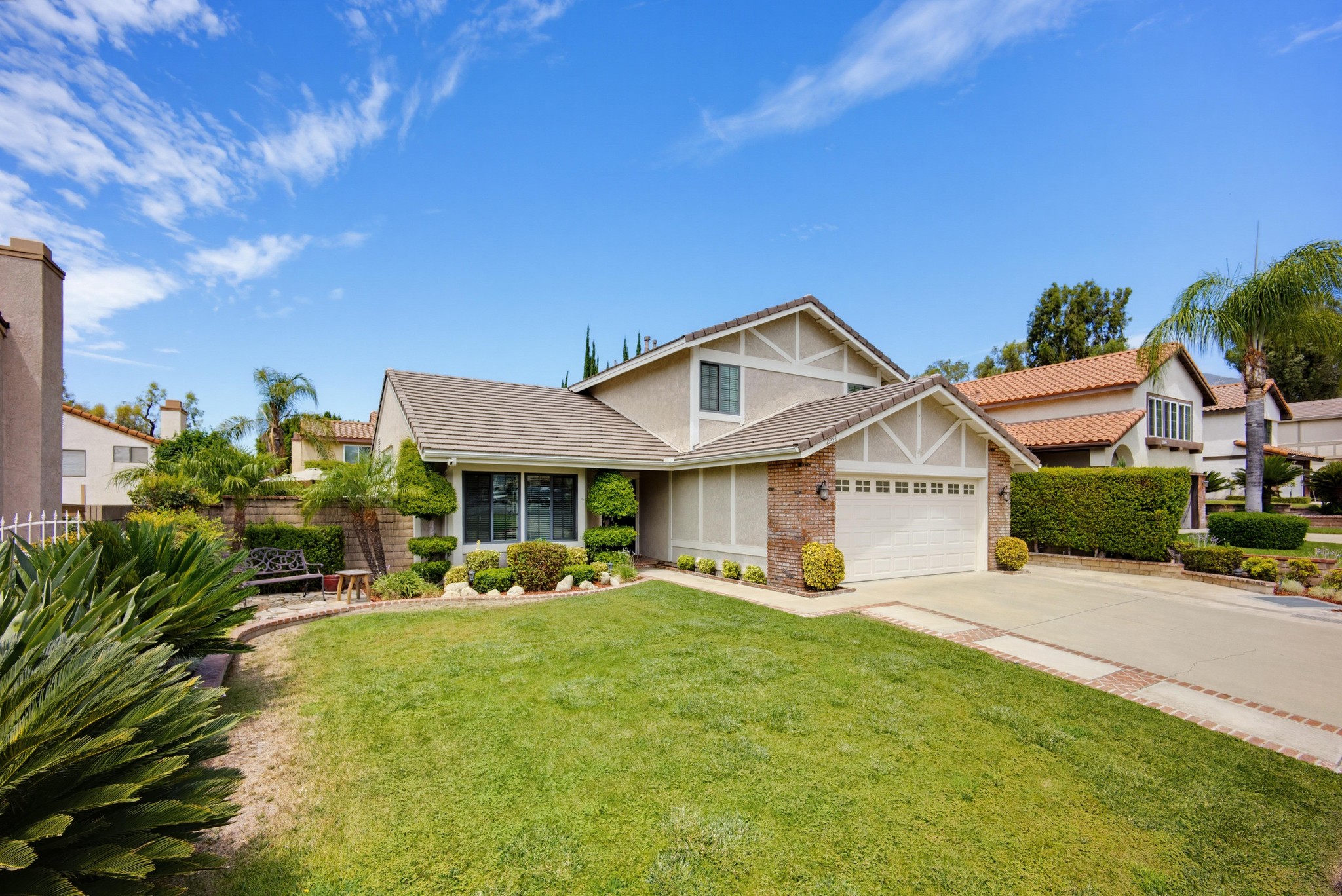 Virtual tour photo 3 of 67 for 2253 Jasmine Ave