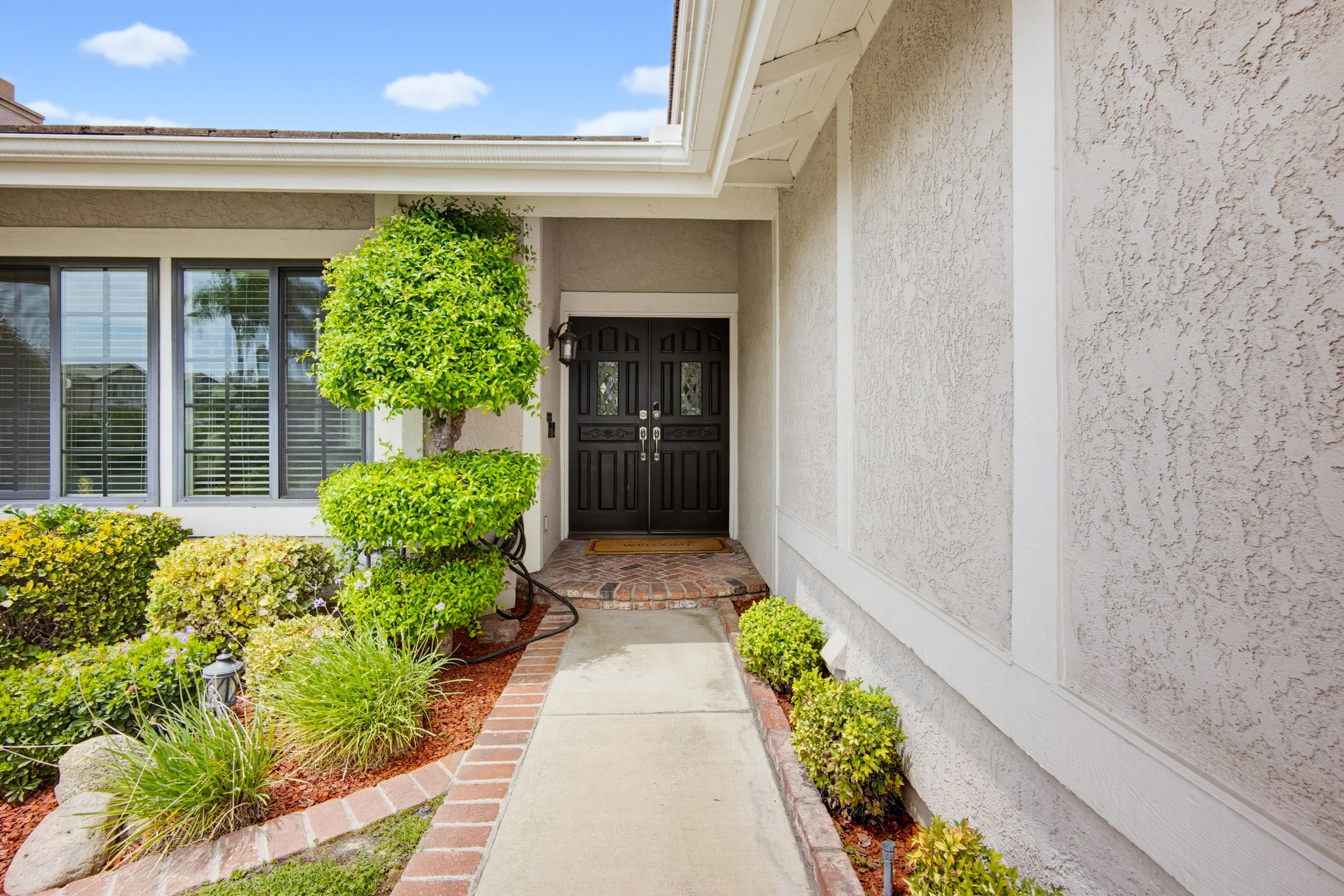 Virtual tour photo 6 of 67 for 2253 Jasmine Ave