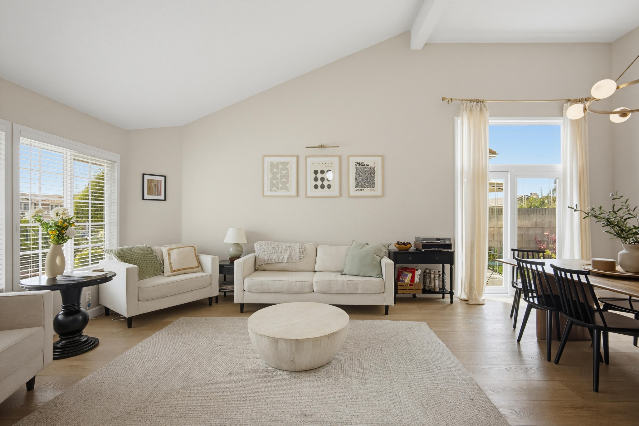 Virtual tour photo 9 of 67 for 2253 Jasmine Ave
