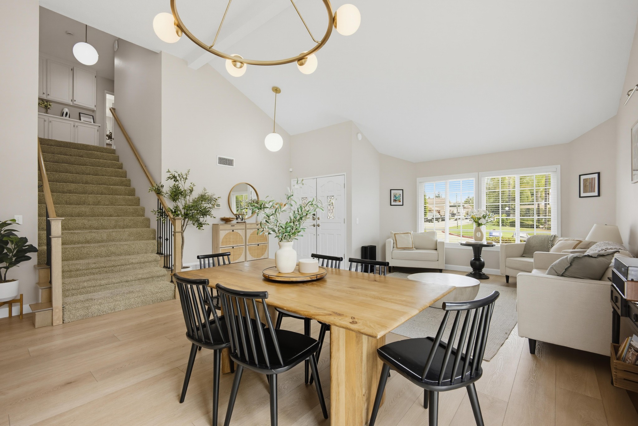 Virtual tour photo 11 of 67 for 2253 Jasmine Ave