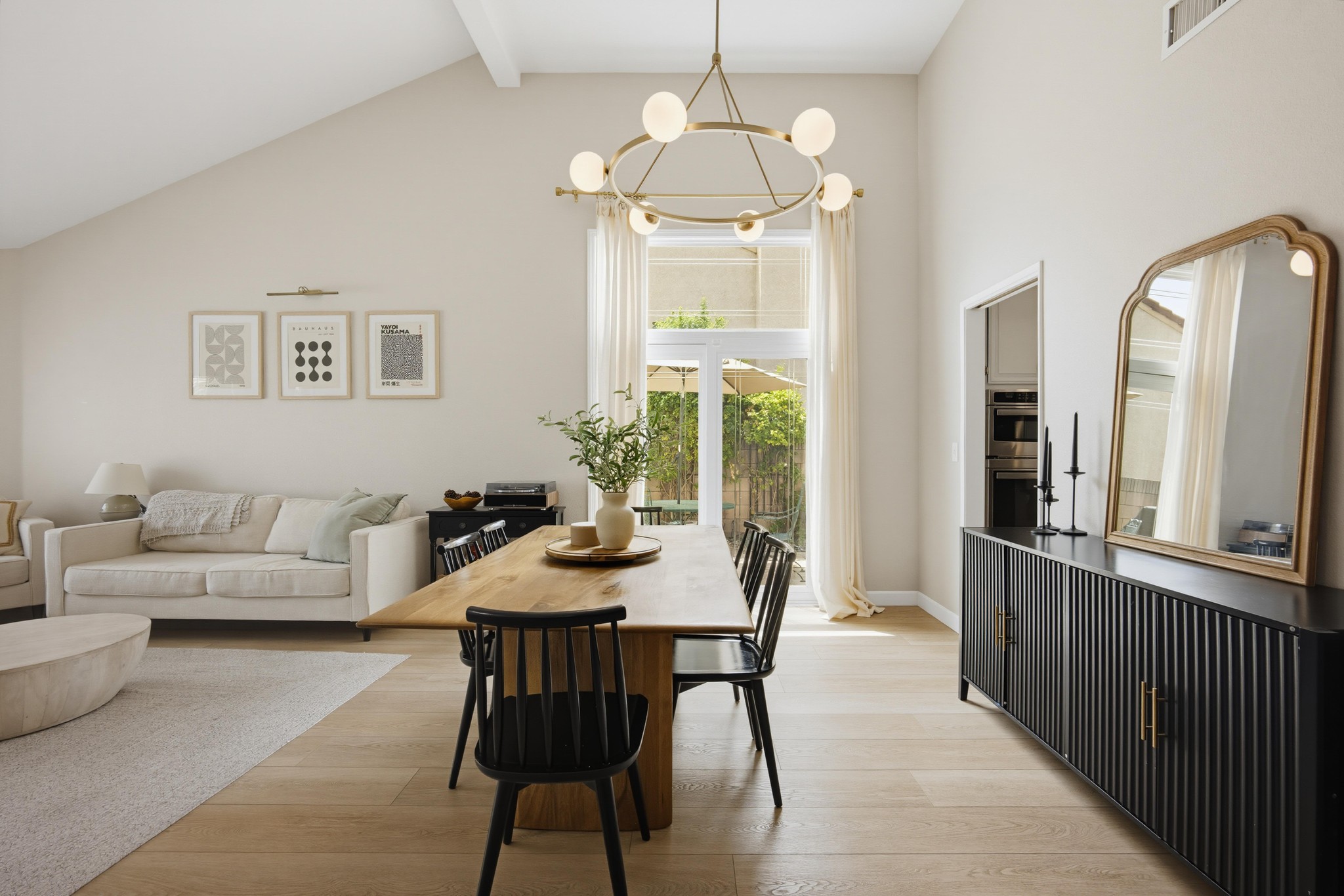 Virtual tour photo 12 of 67 for 2253 Jasmine Ave