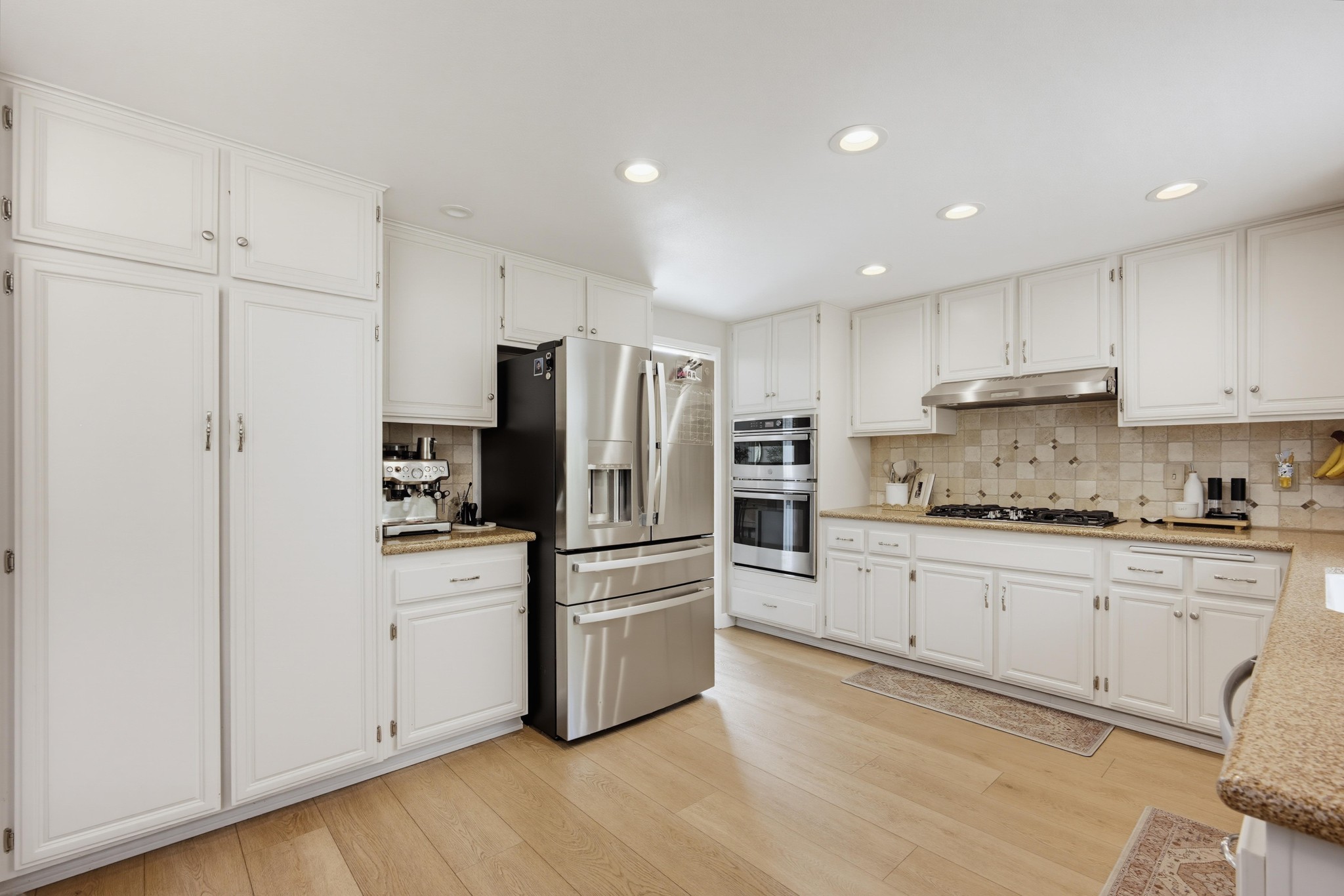 Virtual tour photo 17 of 67 for 2253 Jasmine Ave