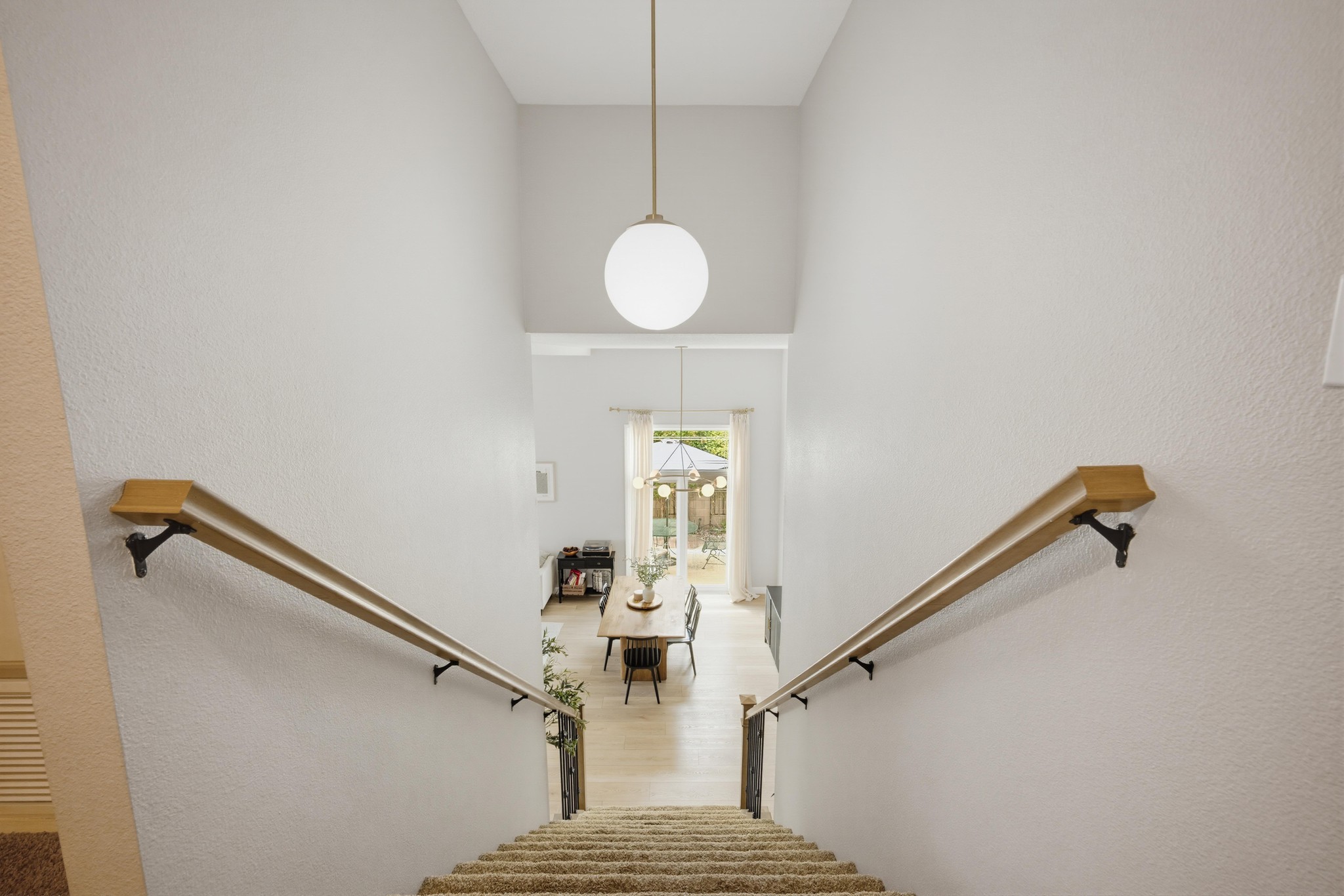 Virtual tour photo 28 of 67 for 2253 Jasmine Ave