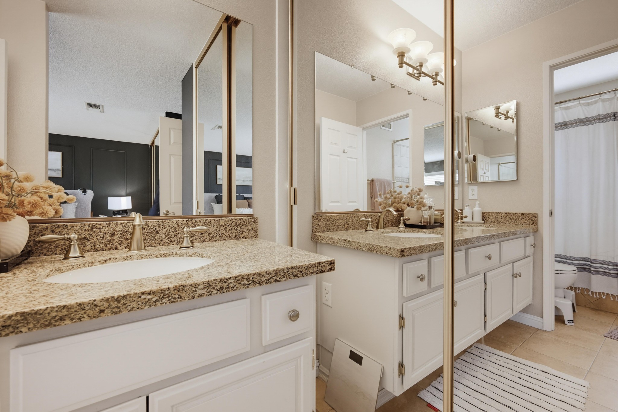 Virtual tour photo 34 of 67 for 2253 Jasmine Ave