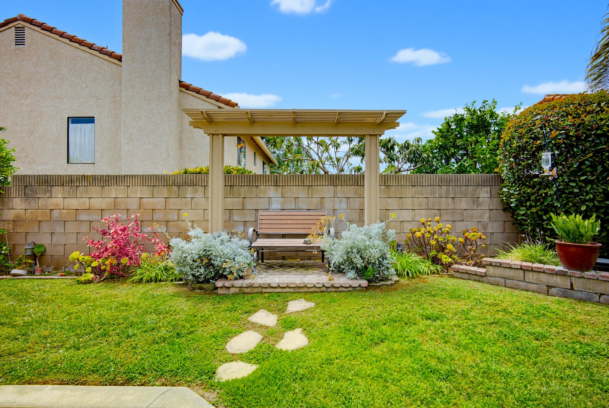 Virtual tour photo 52 of 67 for 2253 Jasmine Ave