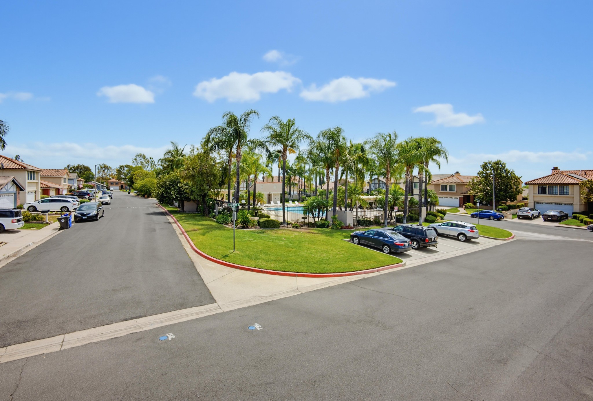 Virtual tour photo 54 of 67 for 2253 Jasmine Ave