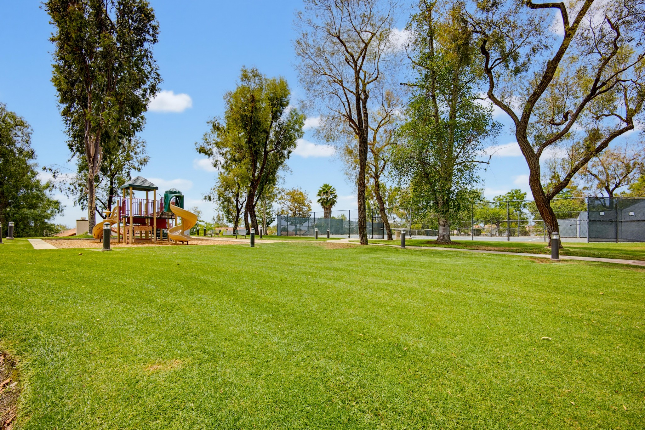 Virtual tour photo 60 of 67 for 2253 Jasmine Ave