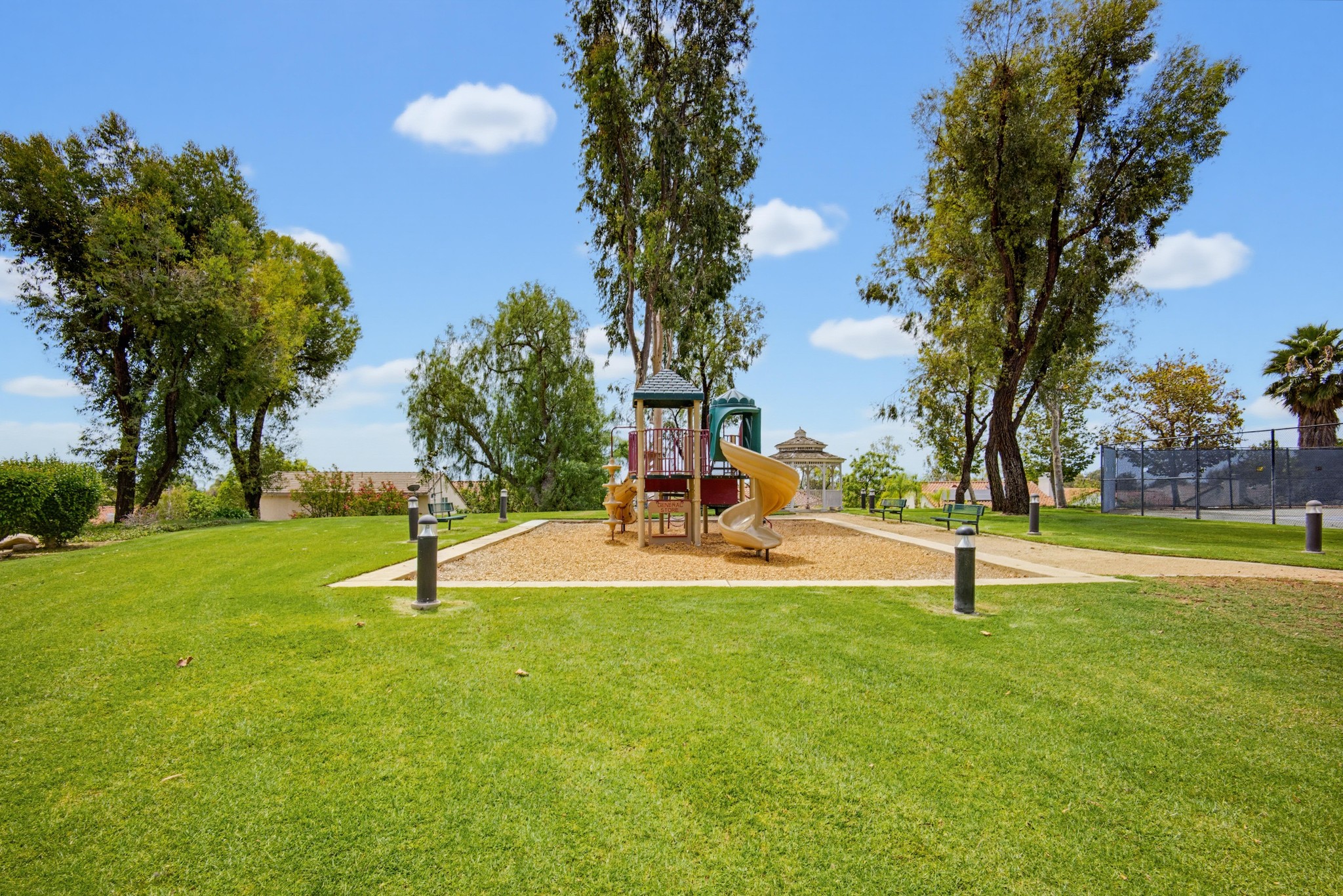 Virtual tour photo 61 of 67 for 2253 Jasmine Ave