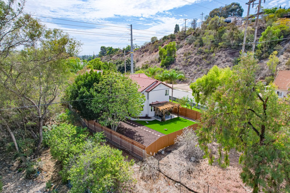 Virtual tour photo 16 of 27 for 2257 Haller St