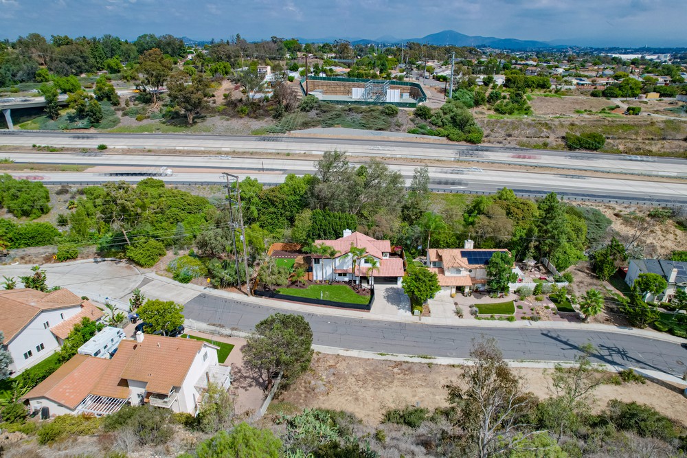 Virtual tour photo 24 of 27 for 2257 Haller St