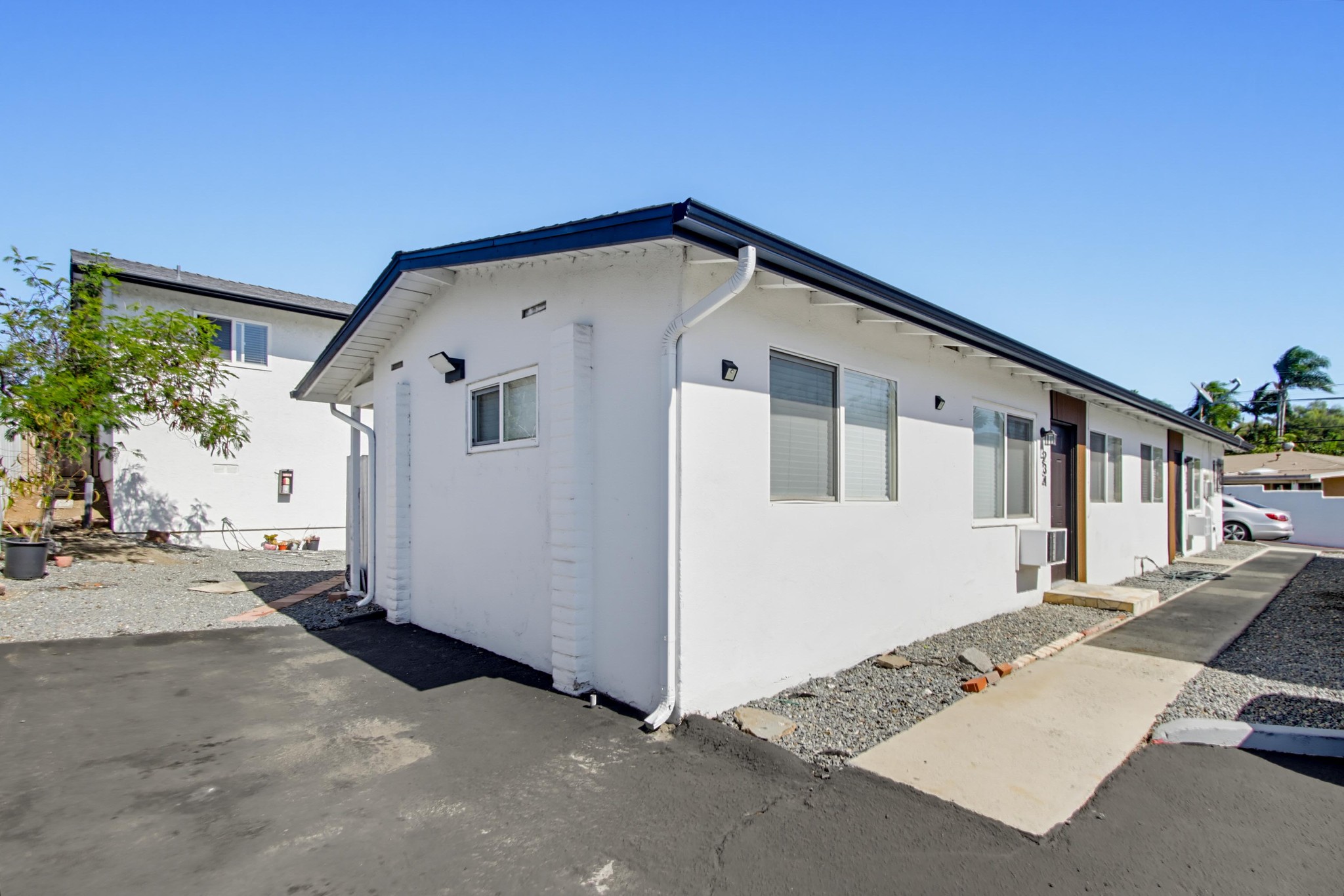 Virtual tour photo 14 of 30 for 226 E California Ave