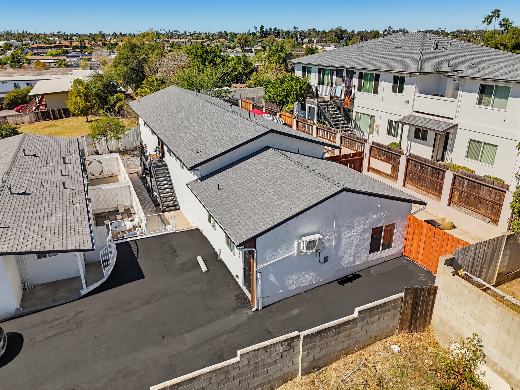 Virtual tour photo 11 of 78 for 226 E California Ave