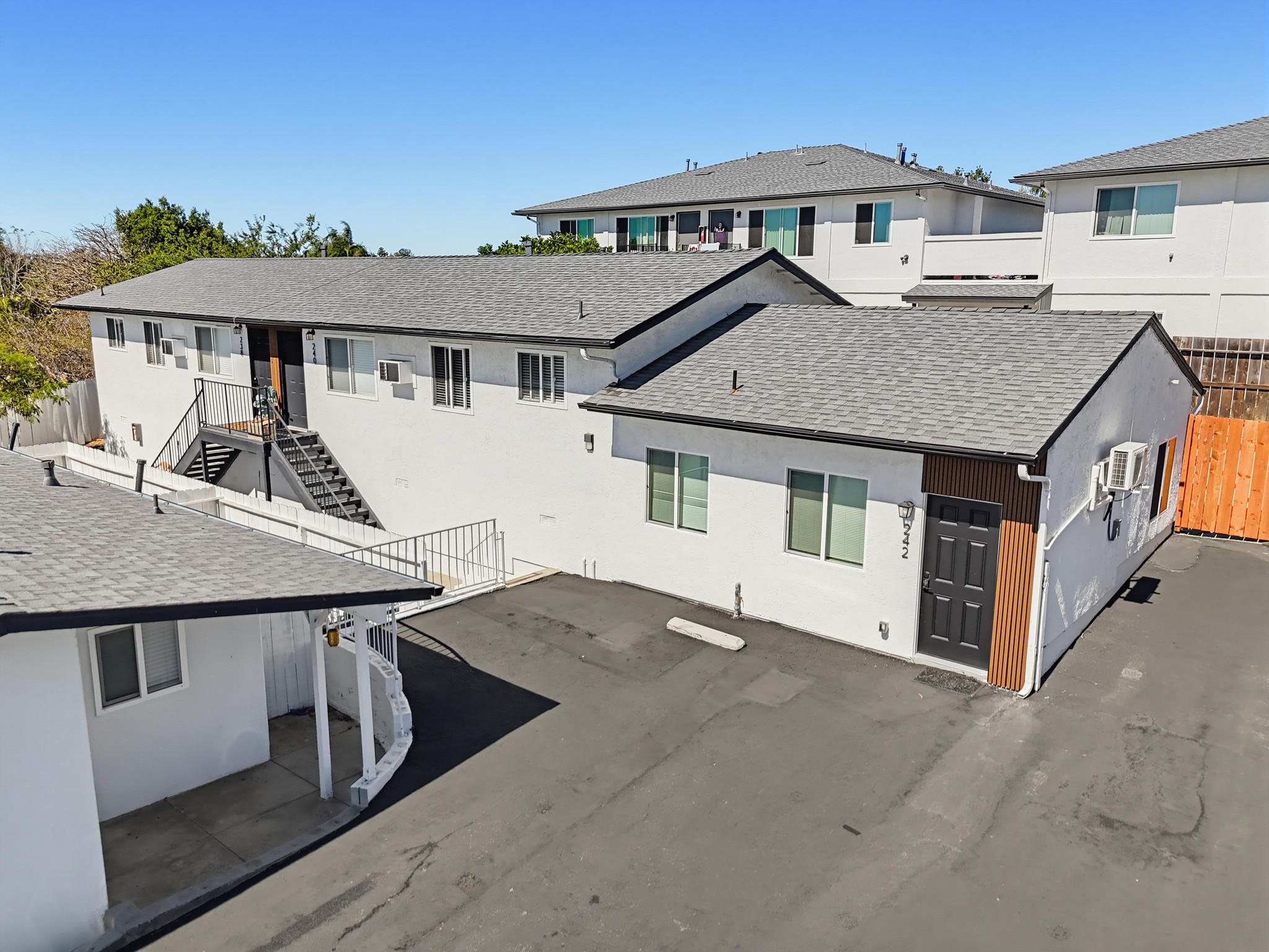 Virtual tour photo 17 of 78 for 226 E California Ave