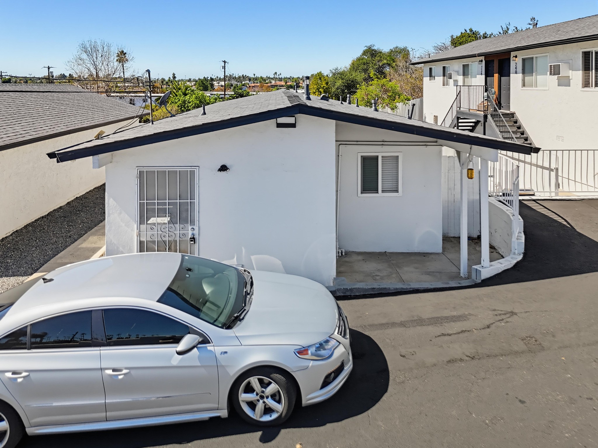 Virtual tour photo 18 of 78 for 226 E California Ave