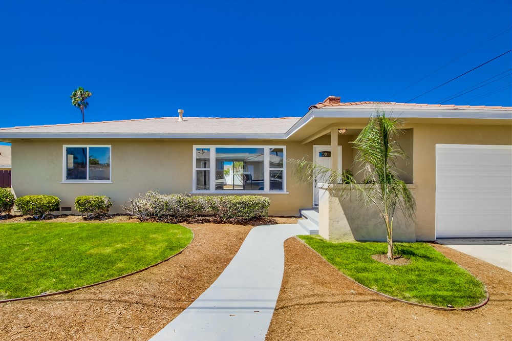 Virtual tour photo 6 of 35 for 2260 Altadena Avenue