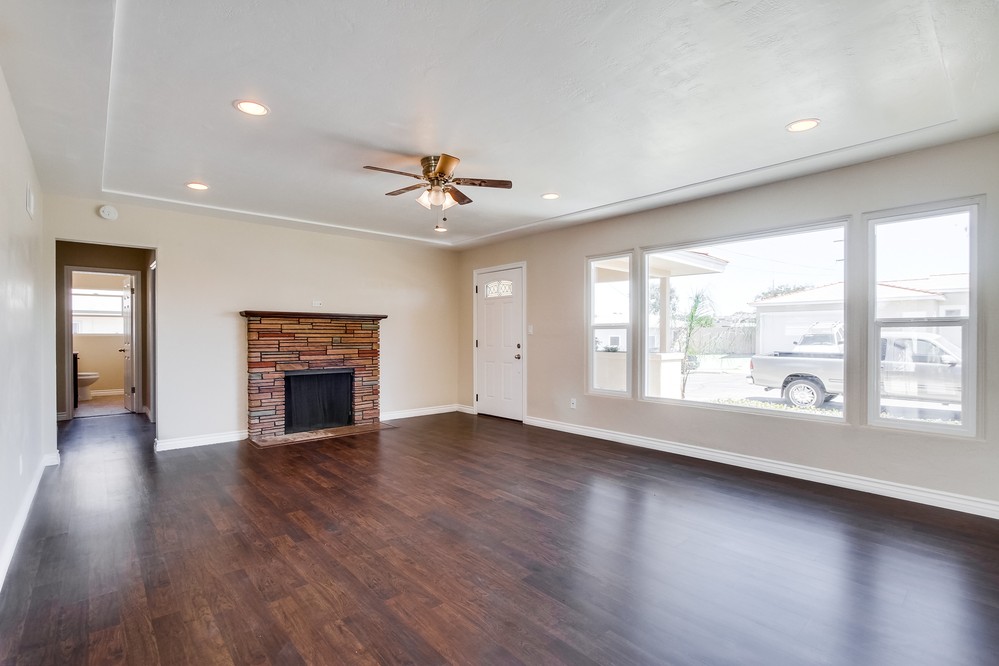 Virtual tour photo 11 of 35 for 2260 Altadena Avenue