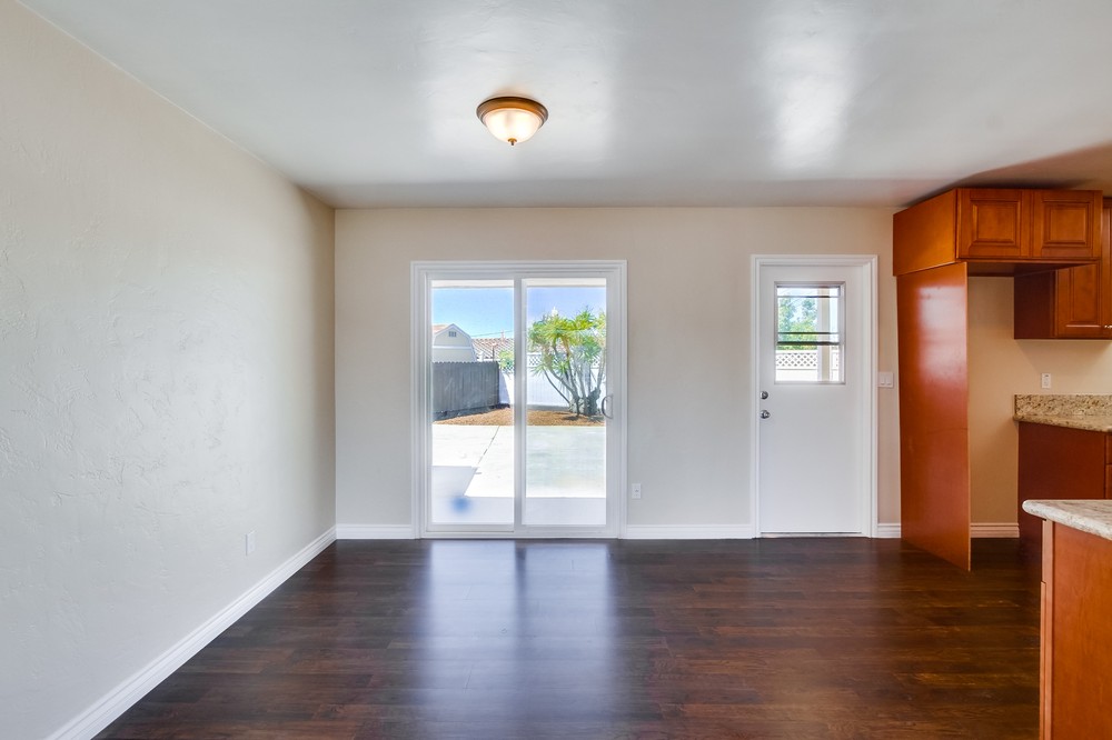 Virtual tour photo 12 of 35 for 2260 Altadena Avenue