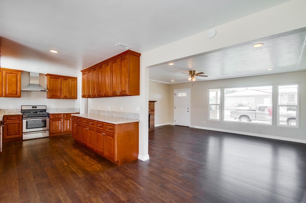 Virtual tour photo 14 of 35 for 2260 Altadena Avenue