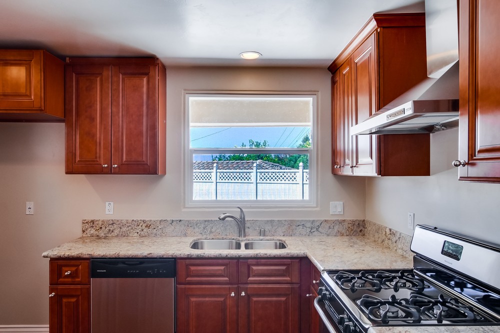 Virtual tour photo 18 of 35 for 2260 Altadena Avenue