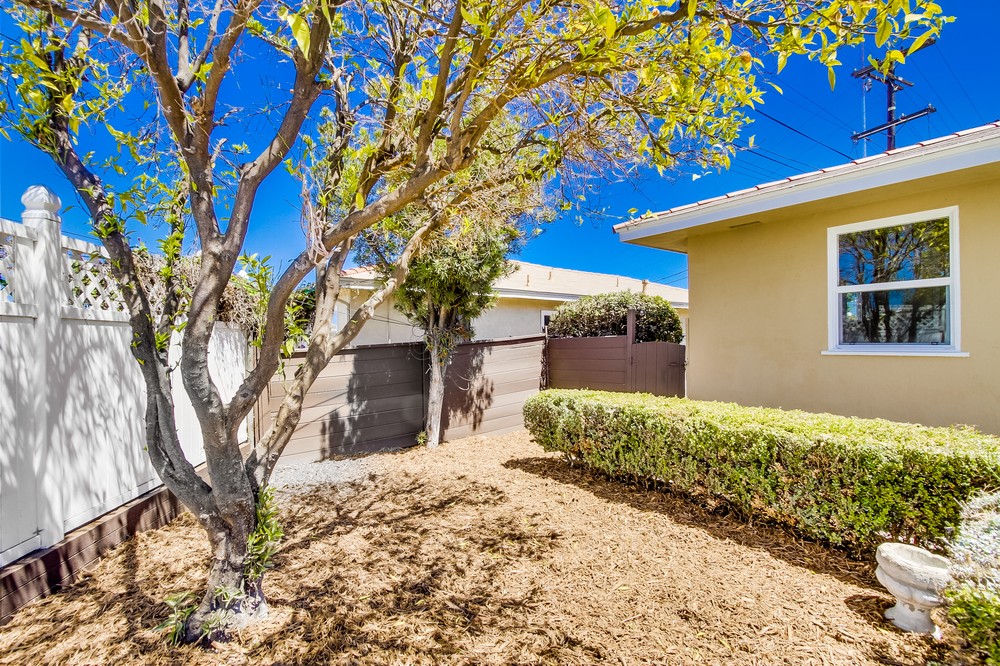 Virtual tour photo 36 of 35 for 2260 Altadena Avenue