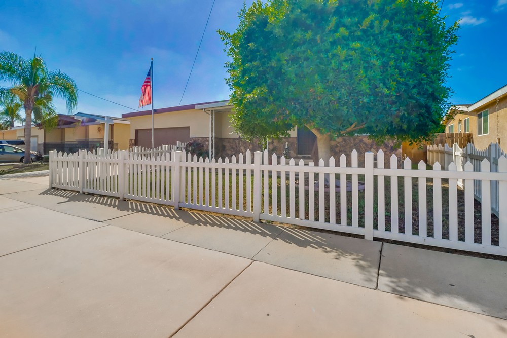 Virtual tour photo 6 of 54 for 2263 Hemlock Ave