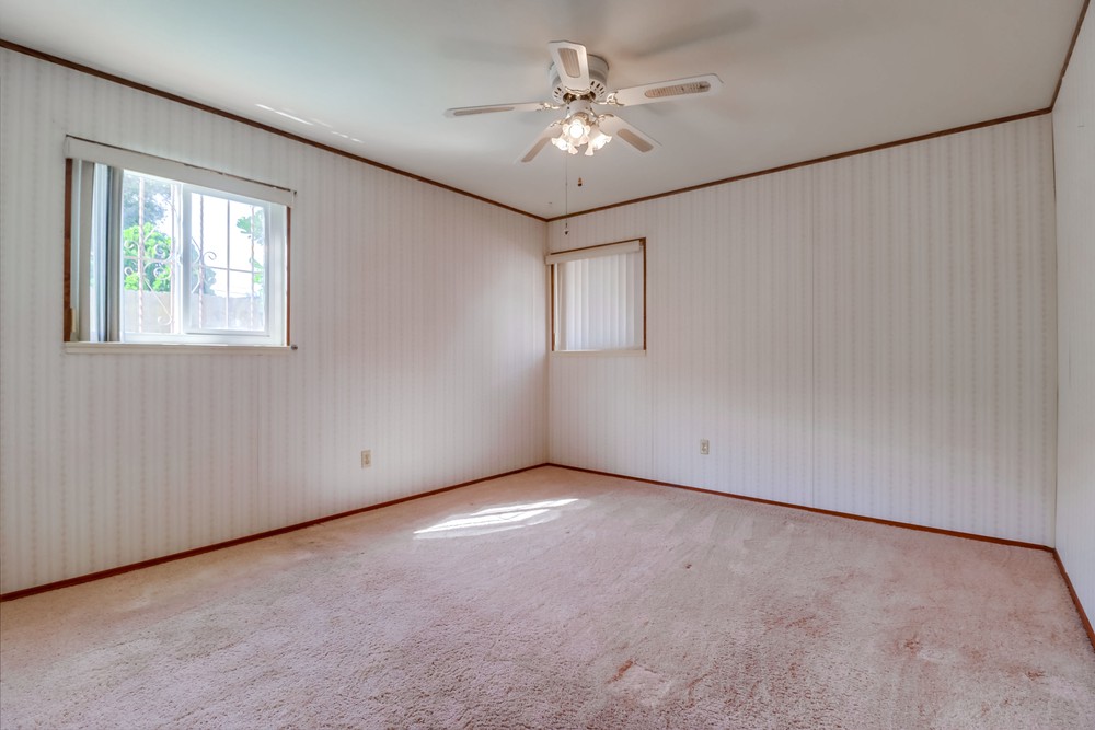 Virtual tour photo 32 of 54 for 2263 Hemlock Ave
